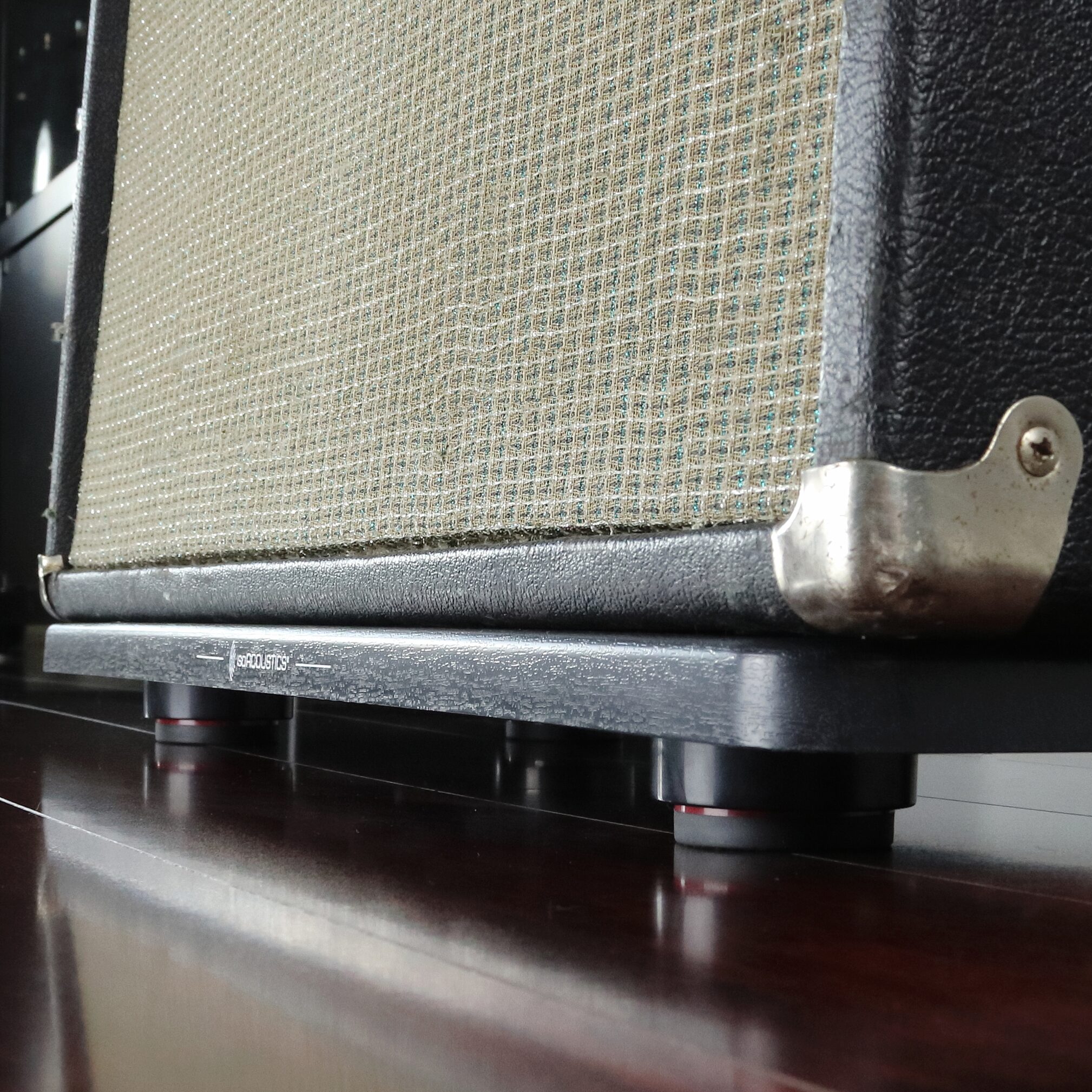 IsoAcoustics Stage 1 Combo Isolation Platform, Action Position Back