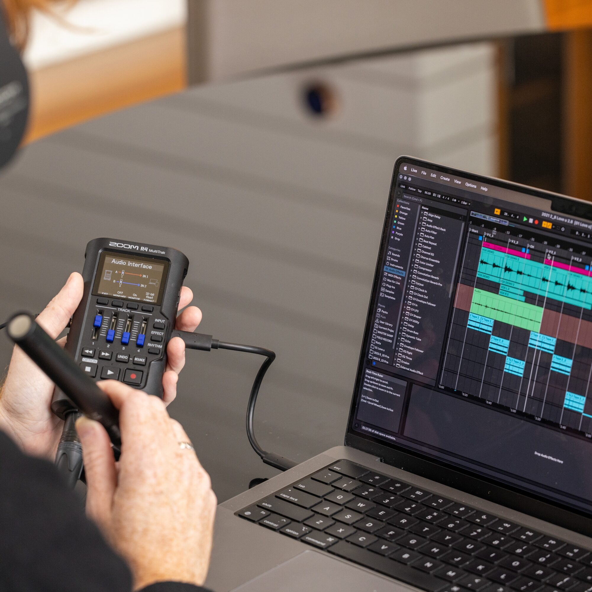 Zoom R4 Handheld Digital MultiTrak Audio Recorder, New, Action Position Back