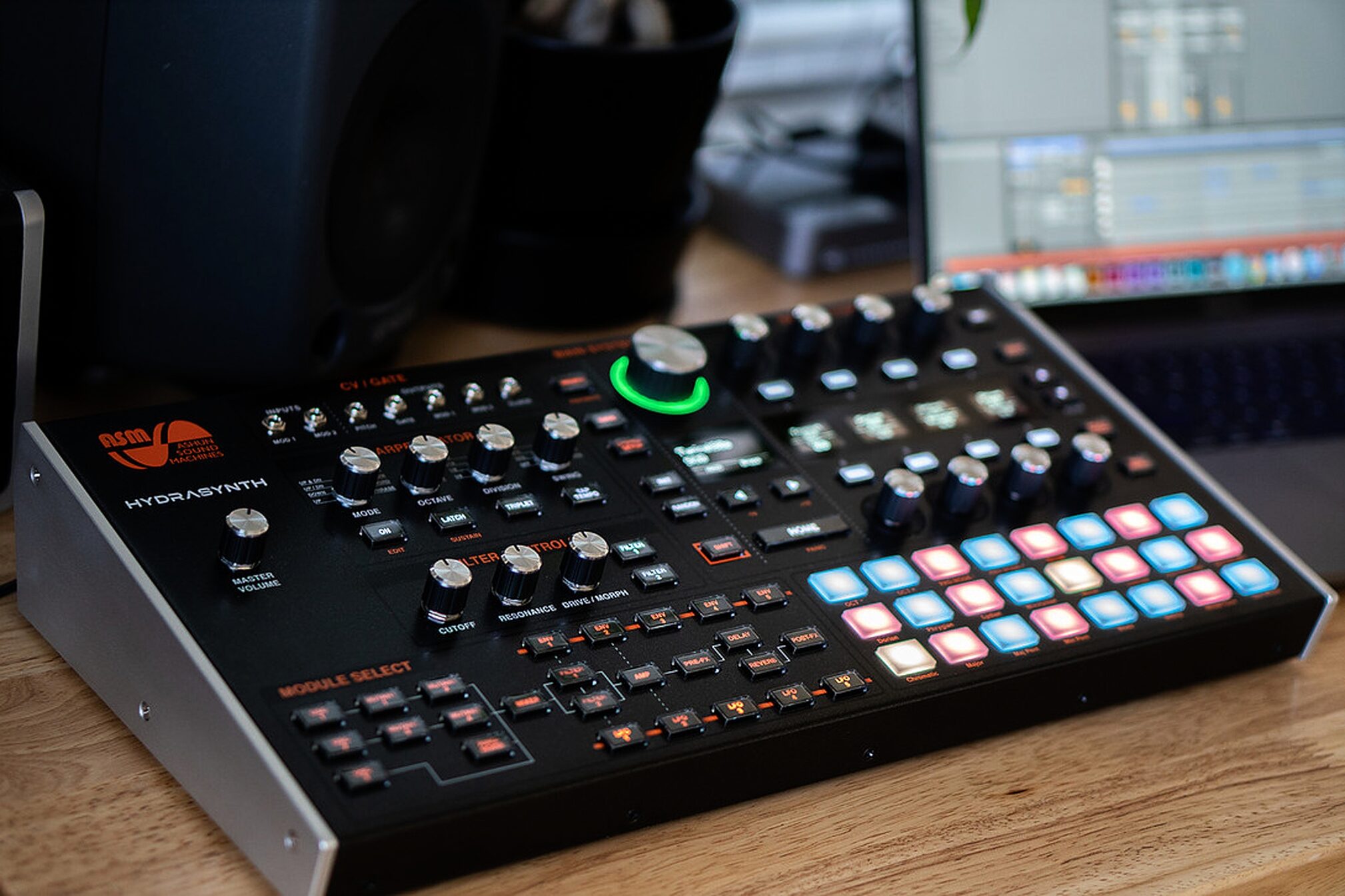 ASM Ashun Sound Machines Hydrasynth Desktop/Rack Synthesizer, New, In Use