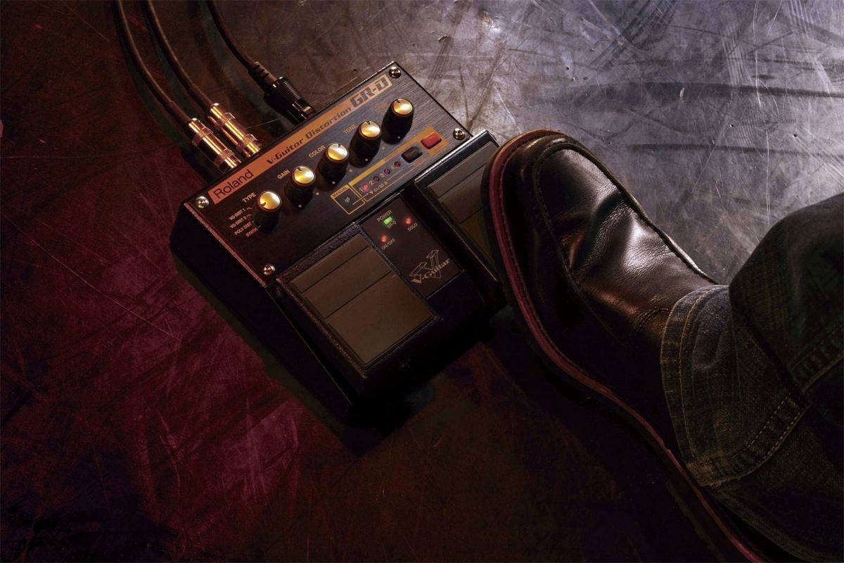 Roland GR-D V-Guitar Distortion Pedal, Glamour View 1