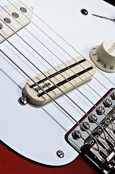 open zoom image for Fender Vintage Hot Rod 57 Stratocaster Electric Guitar (Maple with Case), Pickups Closeup