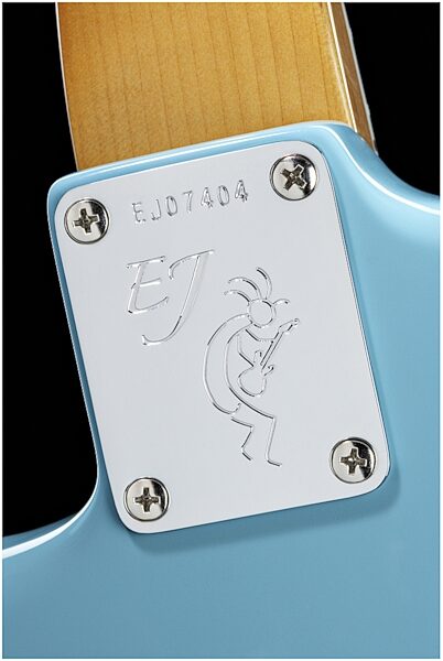 open zoom image for Fender Eric Johnson Stratocaster Electric Guitar (Rosewood with Case), Neck Closeup