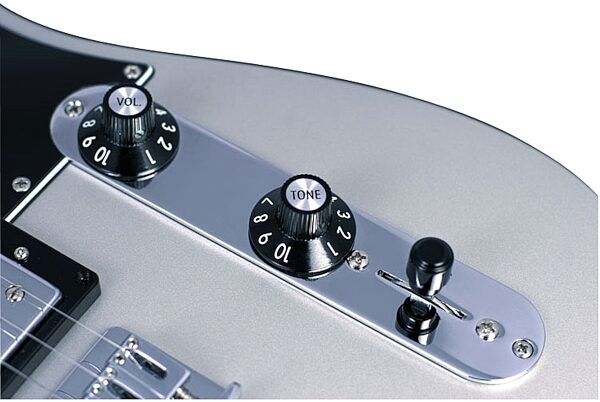 open zoom image for Fender Blacktop Telecaster HH Electric Guitar (Maple), Silver - Closeup 1