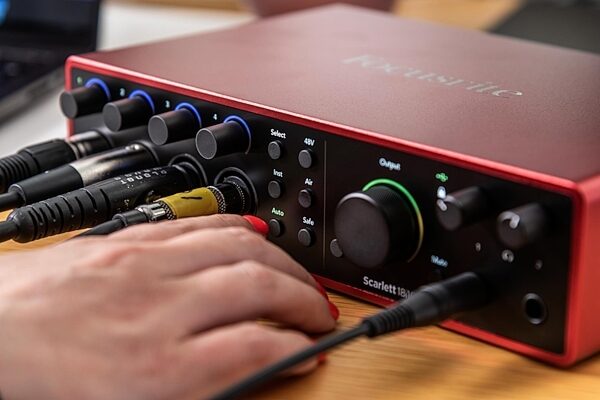 open zoom image for Focusrite Scarlett 18i16 Gen 4 USB Audio Interface, New, In Use