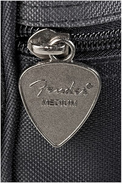 open zoom image for Fender Deluxe Electric Bass Guitar Gig Bag, Zipper