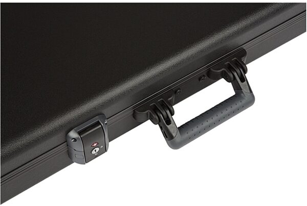 open zoom image for Fender Deluxe Molded Case for Stratocaster or Telecaster, Open Box (Very Good), Alt