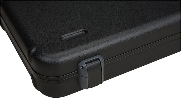 open zoom image for Fender Deluxe Molded Acoustasonic Guitar Case, Black, Open Box (Very Good), Action Position Back