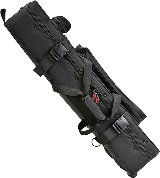 open zoom image for SKB SCNS7FX Numark NS7FX Soft Case, Pulling