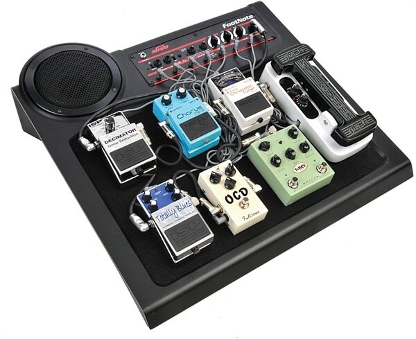 open zoom image for SKB FN8 FootNote Amplified Pedalboard, Angle