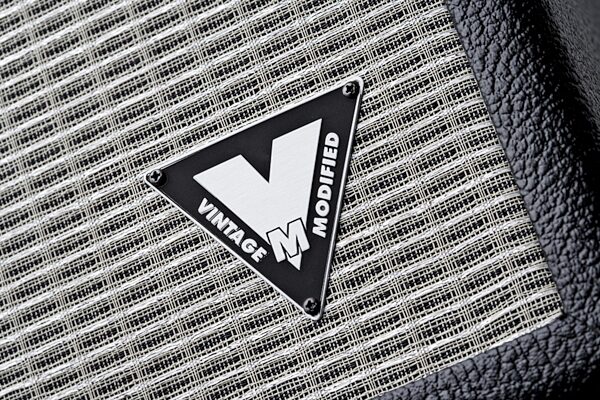 open zoom image for Fender Deluxe VM Guitar Combo Amplifier (40 Watts, 1x12"), VM Plate