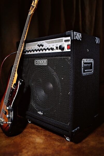 open zoom image for Fender Bassman 250/115 Bass Combo Amplifier (250 Watts, 1x15 in.), In Use 1