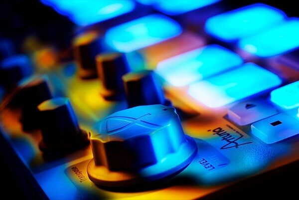 open zoom image for Arturia BeatStep USB MIDI Controller and Sequencer, New, Glamour View 5