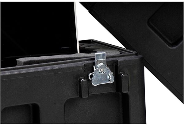 open zoom image for SKB Roto-Molded LCD Screen Case, Fits 20 inch - 26 inch Screens, 3SKB-2026, Alt