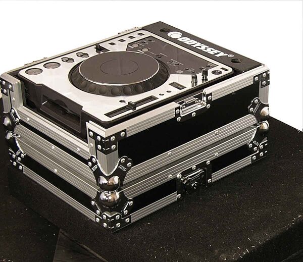open zoom image for Odyssey FZCDJ ATA Large Format DJ CD Player Case, Standard Black/Silver, Open Box (Like New), Action View