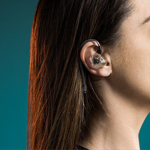 open zoom image for Xvive U4T9 Digital Wireless In-Ear Monitor System with T9 Earphones, New, In Use