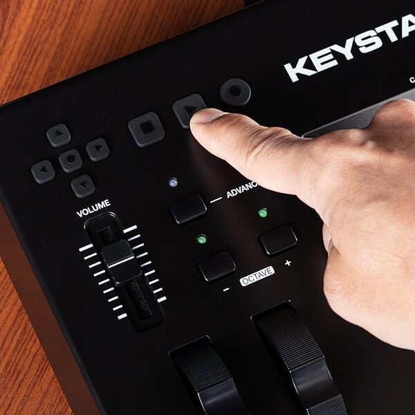 open zoom image for M-Audio Keystation 88 MK3 USB MIDI Controller, 88-Key, New, Action Position Front