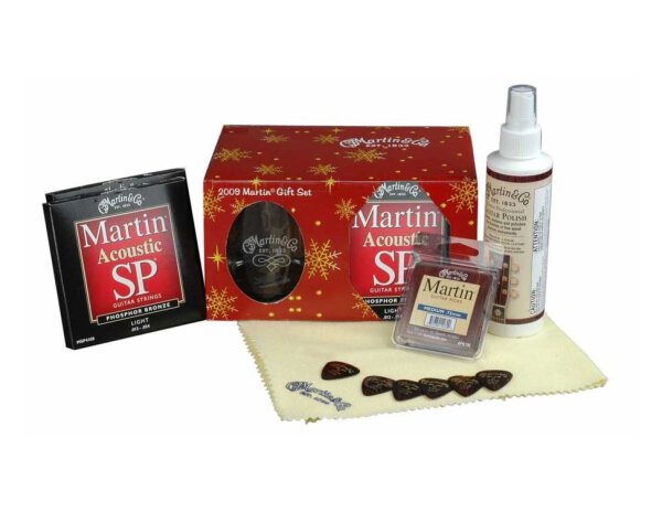open zoom image for Martin 2009 Holiday Acoustic Guitar Accessory Pack, Main