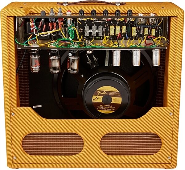 open zoom image for Fender '57 Custom Pro-Amp Guitar Combo Amplifier (26 Watts, 1x15"), View 6