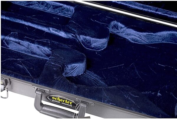 open zoom image for Schecter SGR4T Tempest Series Guitar Case, Closeup