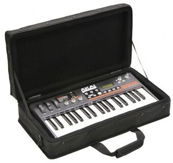 open zoom image for SKB Controller Soft Case, 19x13x3 Inch, 1SKB-SC1913, Open Box (Like New), Main
