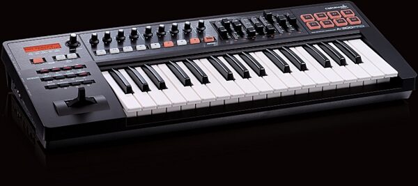 open zoom image for Cakewalk A-300PRO 32-Key USB/MIDI Keyboard Controller, Glamour View