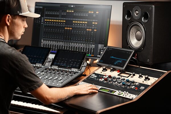 open zoom image for Universal Audio Apollo x8 Gen 2 Thunderbolt Audio Interface, Essentials+ Edition, New, Action Position Back