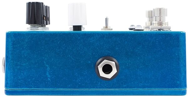 open zoom image for EarthQuaker Devices Avalanche Run V2 Stereo Delay Pedal, New, ve