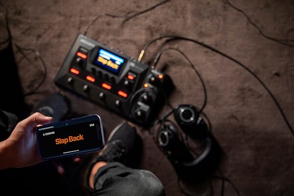 open zoom image for Zoom B6 Bass Multi-Effects Processor, New, Action Position Back