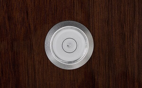 open zoom image for Akai BT500 Belt-Drive Turntable with Wireless Streaming, Detail 2