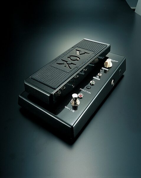open zoom image for Vox Joe Satriani Big Bad Wah Pedal, Glamour Shot 2