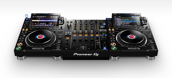 open zoom image for Pioneer DJ CDJ-3000 Professional Media Player, Black, In Use