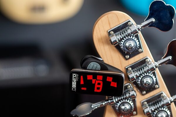 open zoom image for Peterson StroboClip HDC Clip-On Guitar Tuner, New, Action Position Back