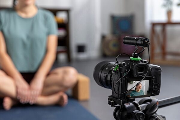 open zoom image for Mackie EM-93M Ultra-Compact Condenser Microphone, New, Action Position Back