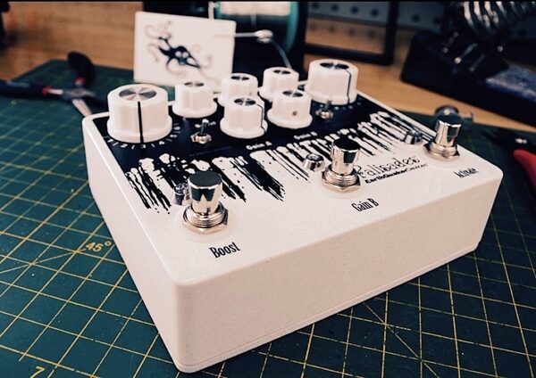 open zoom image for EarthQuaker Devices Palisades Overdrive Pedal, glam