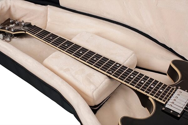 open zoom image for Gator G-PG-335V Pro-Go Ultimate 335 / Flying V Style Guitar Bag, New, View 4