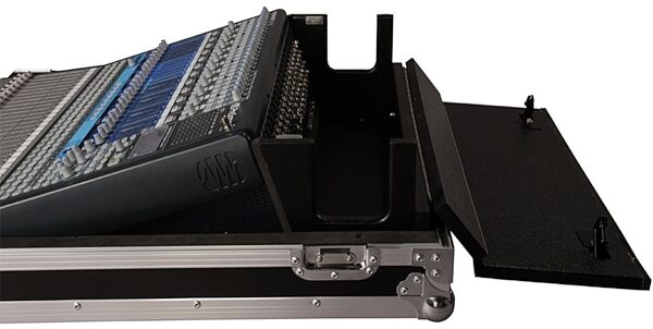open zoom image for Gator G-TOUR PRE242-DH Case for PreSonus StudioLive 24 Digital Mixer, Connections Closeup