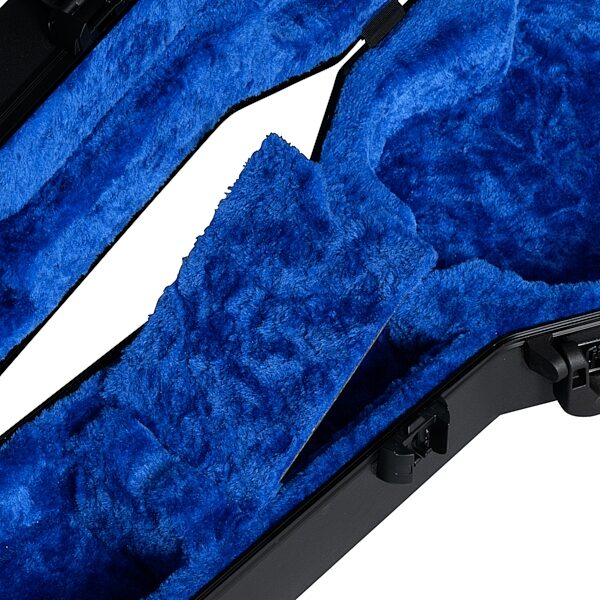 open zoom image for Gibson Deluxe Protector Small-Body Acoustic Guitar Case, New, Action Position Back