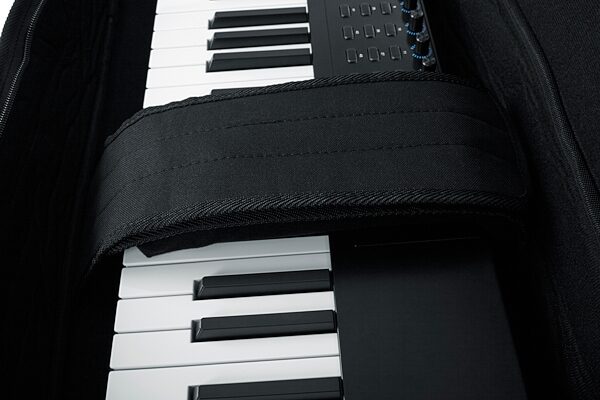 open zoom image for Gator GKB-61 Slim Keyboard Gig Bag, 61-Key, Action Position Back