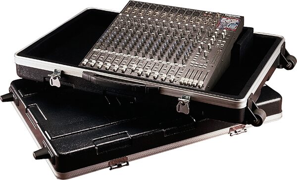 open zoom image for Gator G-Mix ATA Rolling Mixer/Equipment Case, 20 x 30 inch, 20x30 In Use