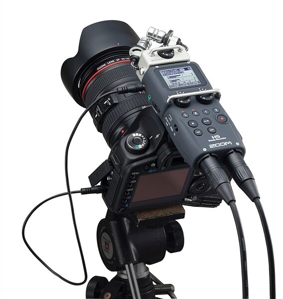 open zoom image for Zoom H5 Handheld Digital Recorder, New, In Use 1