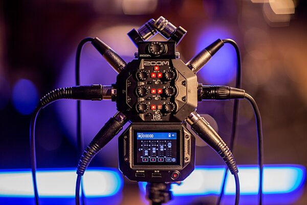 open zoom image for Zoom H8 Handy Recorder, In Use