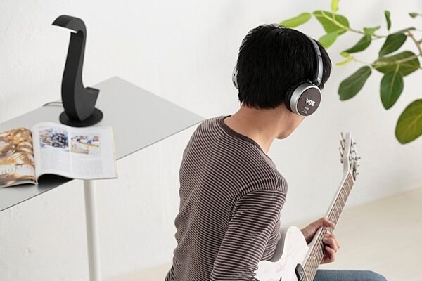 open zoom image for Vox amPhones Active Amplifier Headphones, Glamour View 5