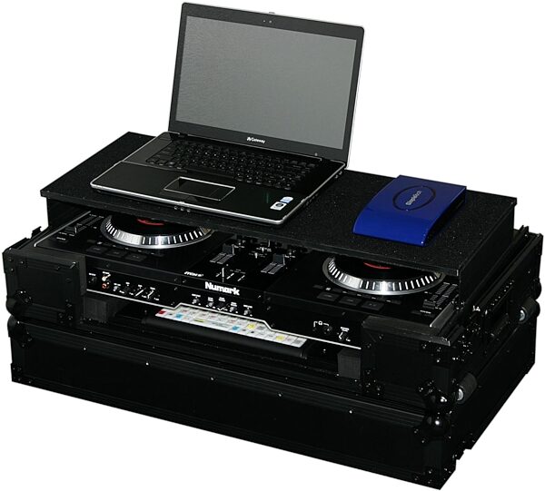 open zoom image for Odyssey FZGSNS7WBL Black Label Numark NS7 Case, In Use 2
