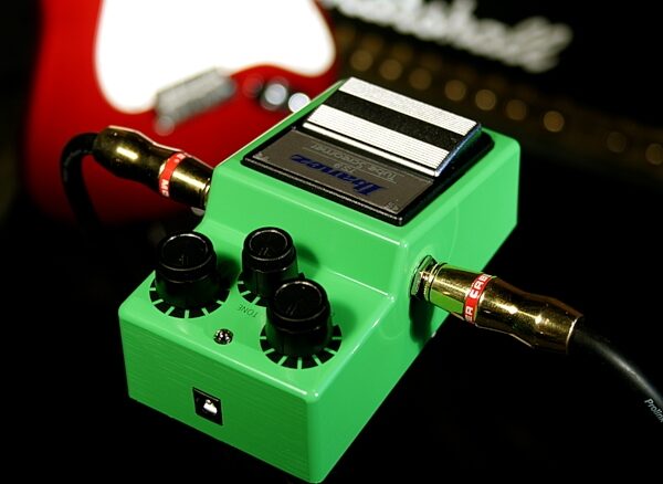 open zoom image for Ibanez Tube Screamer TS9 Overdrive Pedal, New, Application Shot Back