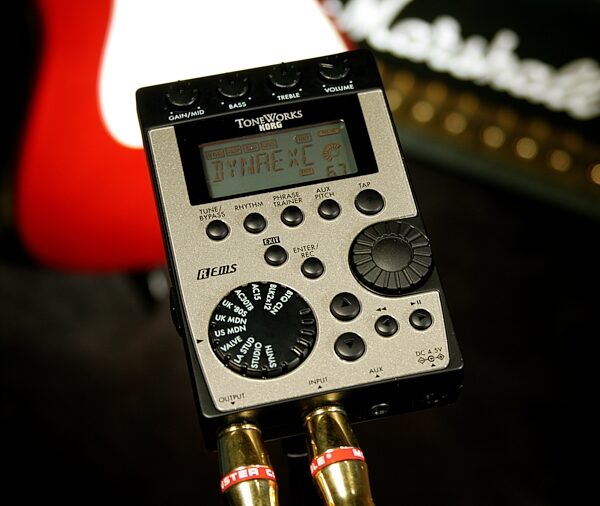 open zoom image for Korg ToneWorks AX10B Bass Modeling Pedal, Application Shot