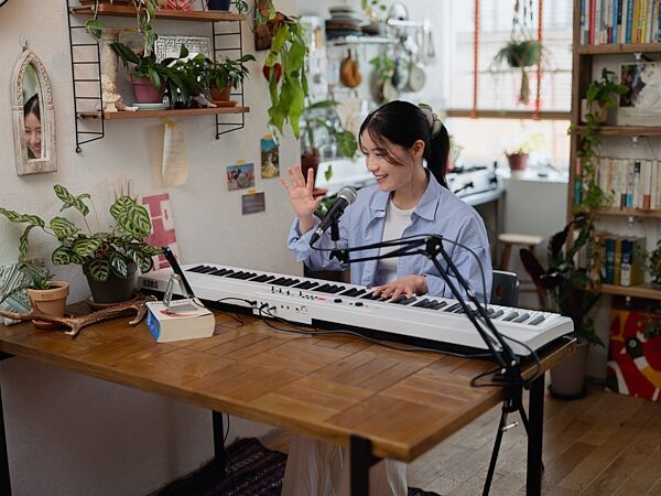 open zoom image for Korg Liano LIVE! Digital Piano, New, Action Position Back