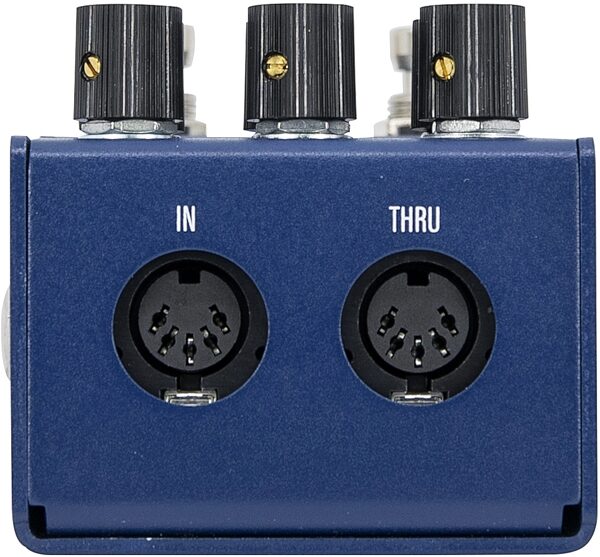 open zoom image for Walrus Audio MAKO Series M1 High-Fidelity Modulation Machine Pedal, Action Position Back
