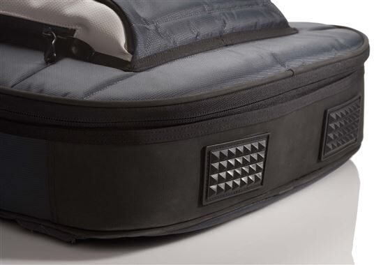 open zoom image for Mono Classic Acoustic/Dreadnought Guitar Case, Black, Detail 4