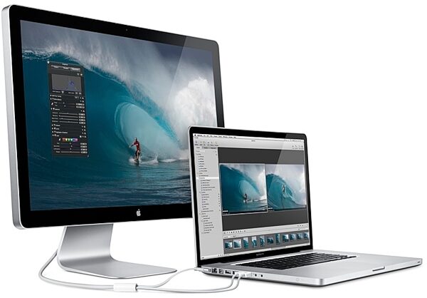 open zoom image for Apple MacBook Pro, 17-Inch In Use with Apple Cinema
