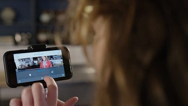 open zoom image for Sennheiser Memory Mic Wireless Clip-On Microphone, Action Position Back